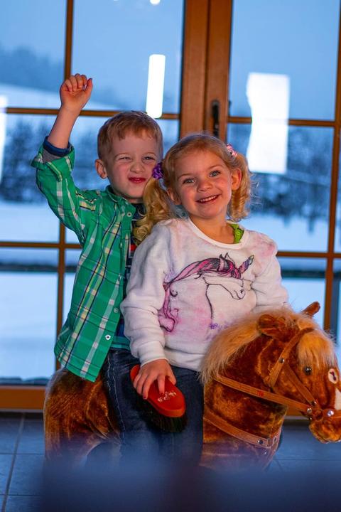 Immagine prodotto Happy People Haflinger Schaukelpferd mit Soundeffekten