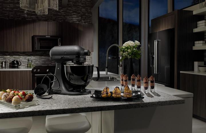 Produktbild KitchenAid KSM180 Black Tie "Limited Edition" (300 W, 4.80 l)