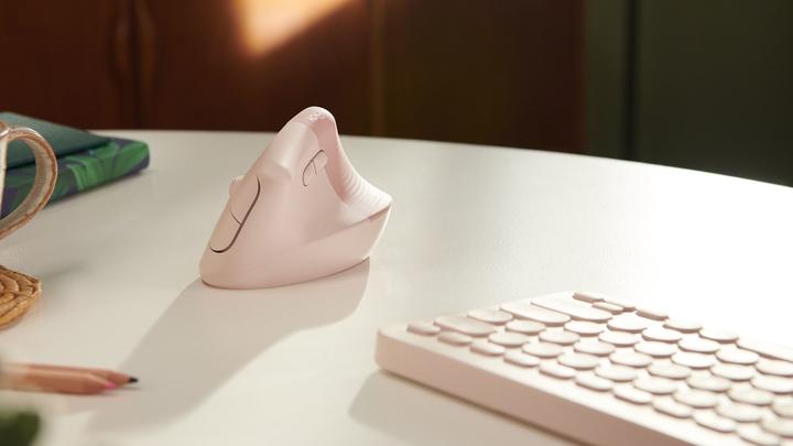 Actual product image Logitech Lift (Wireless)