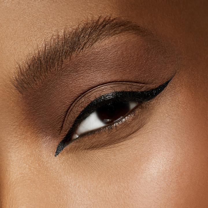 Actual product image MAC Cosmetics Eye Shadow (Mat Wedge)