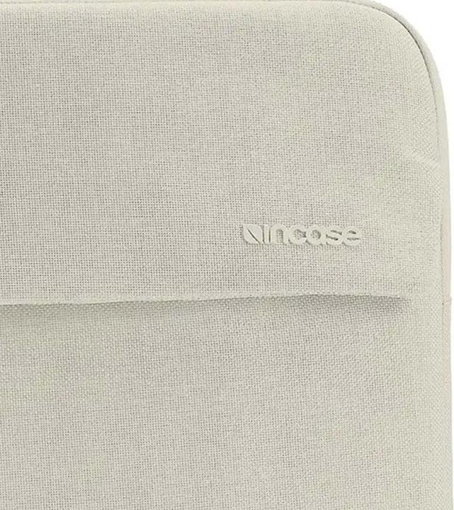 Actual product image Incase Crosstown Sleeve (16", Universal)