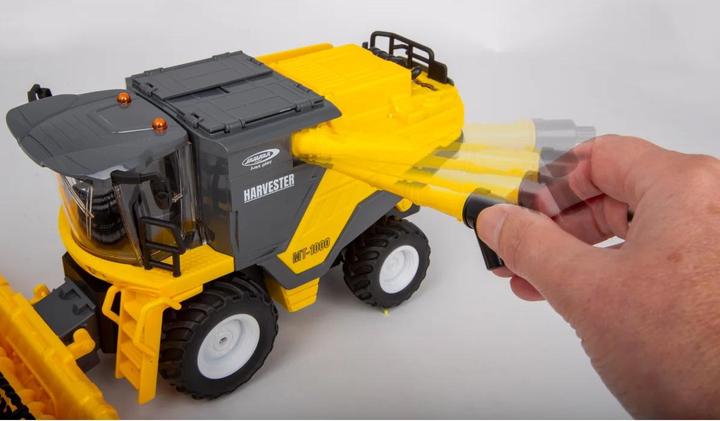 Actual product image Jamara MT-1000 combine harvester 1:24 2.4GHz wheat and maize with smoke and play grain