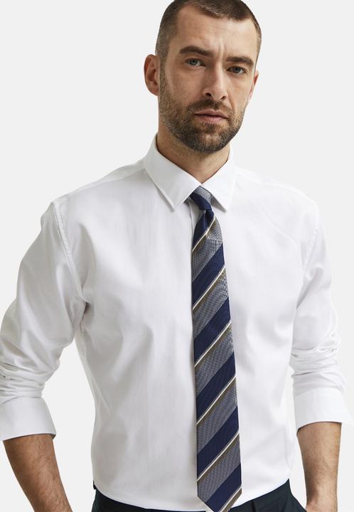 Actual product image Selected Ethan (L)