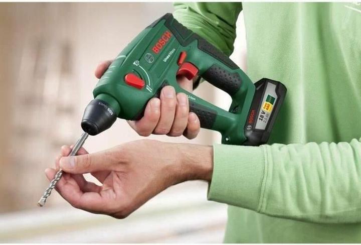 Produktbild Bosch Home & Garden Uneo Maxx (Akkubetrieb)