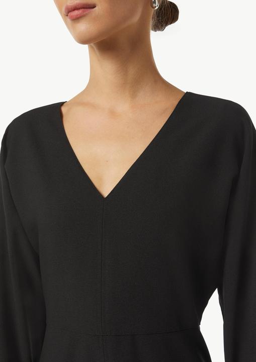 Produktbild Comma Kleid Fliessendes Crepe-Kleid mit Fledermausarm (40)