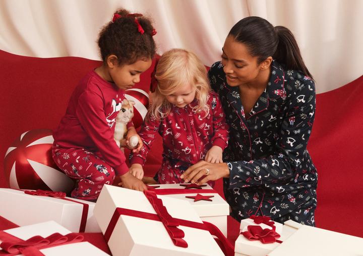 Produktbild Calida Family & Friends Bündchen-Pyjama (104, 110)