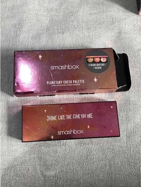 Smashbox Planetary Cheek Palette 2 Highlighters 1 Blush (Bronzer, Highlighter)