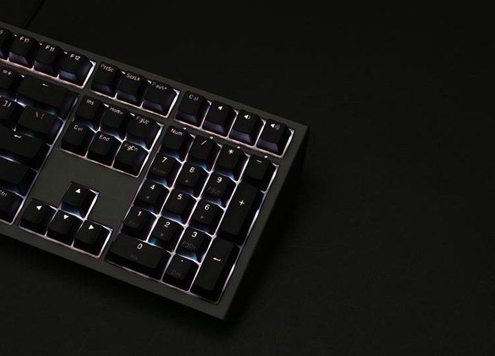 Productafbeelding Ducky Shine 7 PBT gaming toetsenbord, MX-zwart, RGB LED - verduistering (NL, Bedraad)