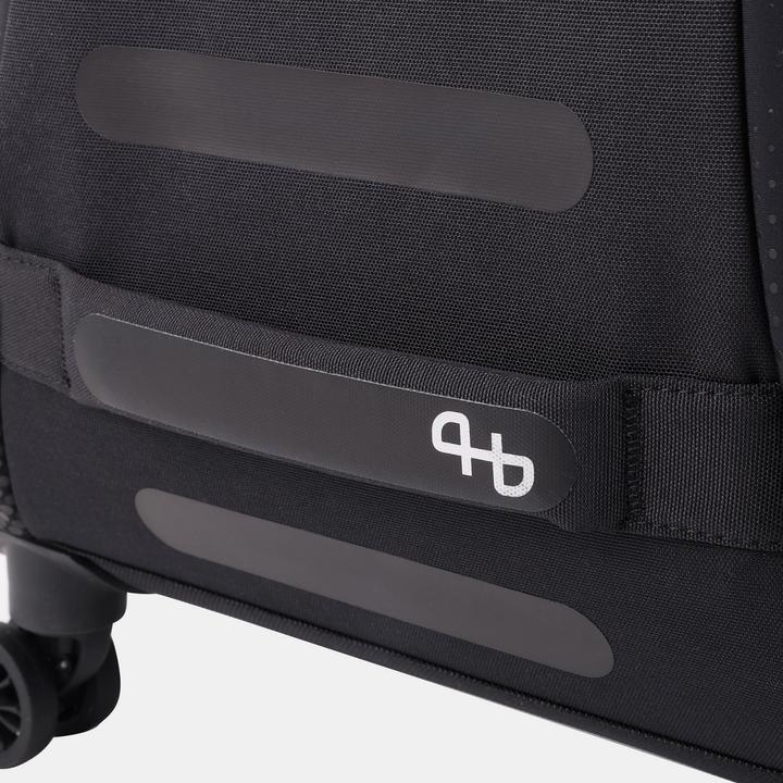 Actual product image Hedgren Comby 4-wheel cabin trolley 55 cm with stretch fold (54.30 l)