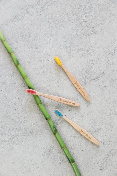 Actual product image Nordics Toothpaste Kids Bubble Gum + Eco Toothbrush Kids Yellow