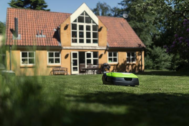 Actual product image Greenworks Robotic lawn mower OptiMow15 (1500 m²)
