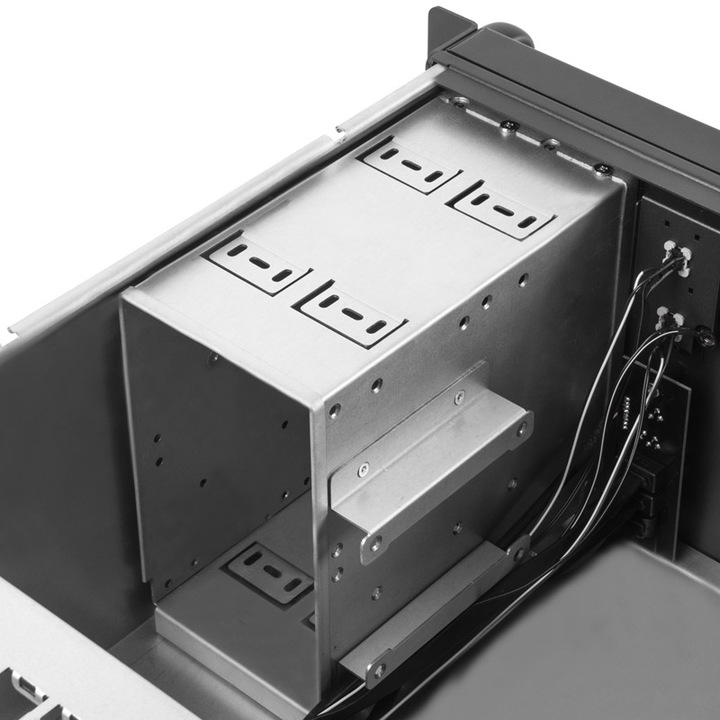 Actual product image Silverstone RM42-502 (SSI EEB, ATX, E-ATX, SSI CEB, mATX, Mini-ITX)