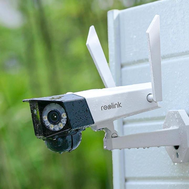 Actual product image Reolink Duo Series B750 (4608 x 1728 pixels)