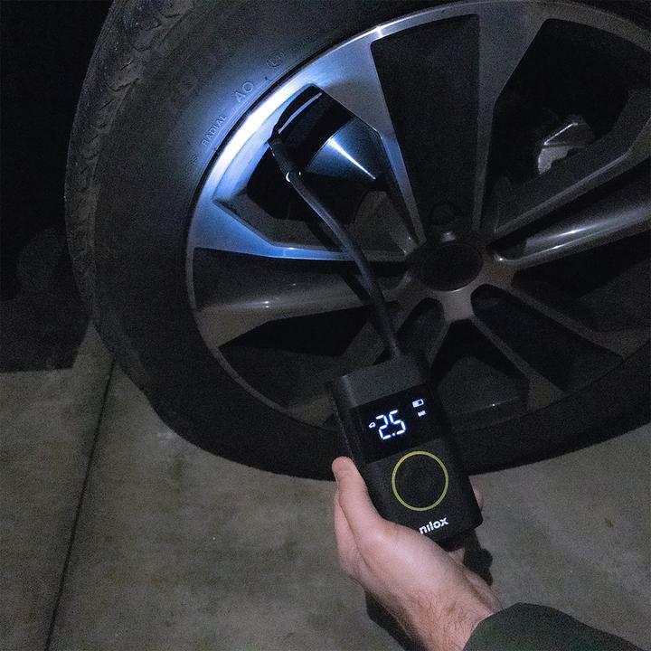 Actual product image Nilox Compressore ad Aria Portatile Multifunzione