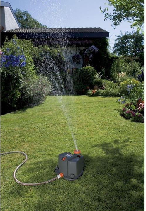 Produktbild Gardena Comfort Vielflächenregner Aqua Contour (Flächenregner)