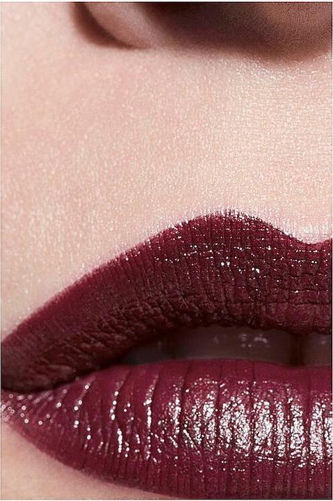 Actual product image Chanel Allure (109 Rouge Noir)