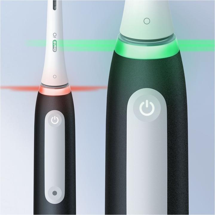 Actual product image Oral-B IO 3S (Oscillating toothbrush)