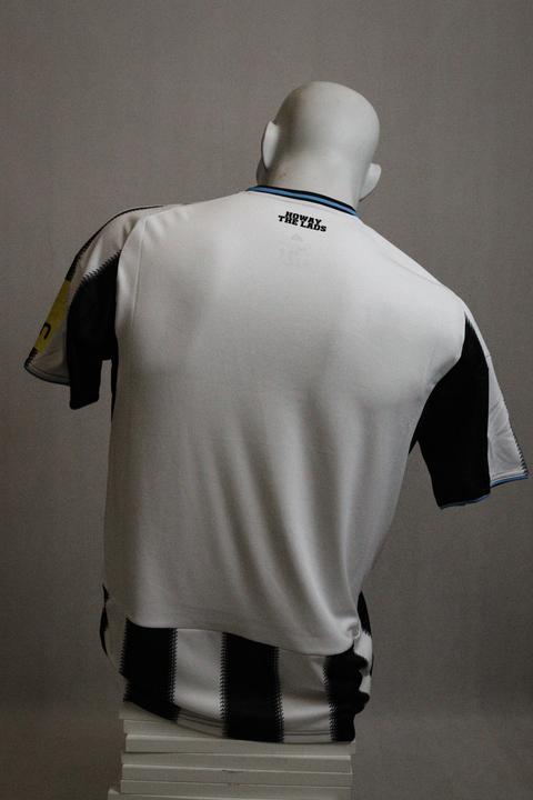 Immagine prodotto adidas Newcastle United Trikot (L)