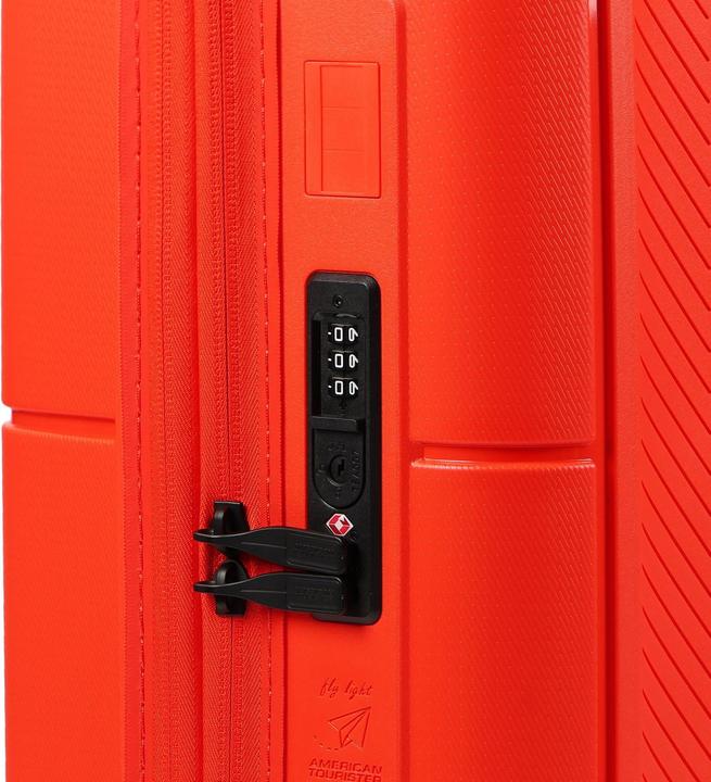 Actual product image American Tourister Dashpop Spinner (41 l)