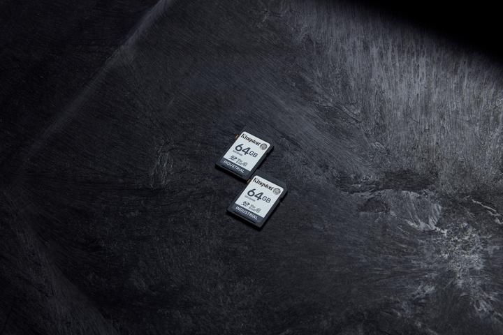 Produktbild Kingston Card Ind. SD +ADP 64GB pSLC (64 GB, SDXC, U3, UHS-I)