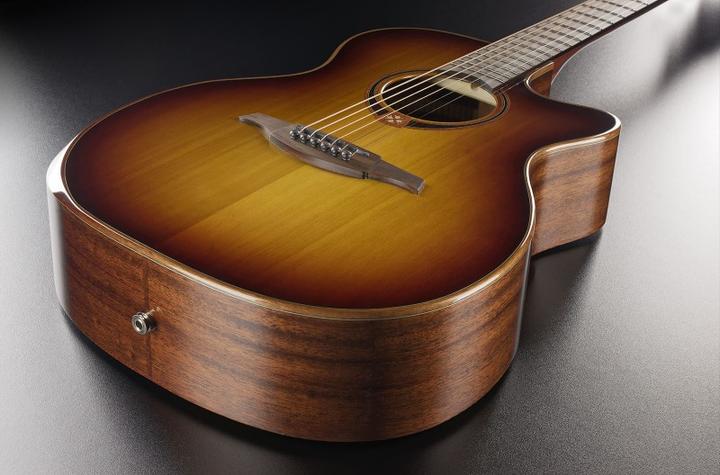 Actual product image Lâg Guitars Tramontane T118ABCE-BRS brown shadow (Western guitar, Back and sides: Khaya Mahogany, Bridge: Brownwood, Fingerboard: Brownwood, Neck: Mahogany, Saddle: Compensated Black Graphite, Top: solid cedar)