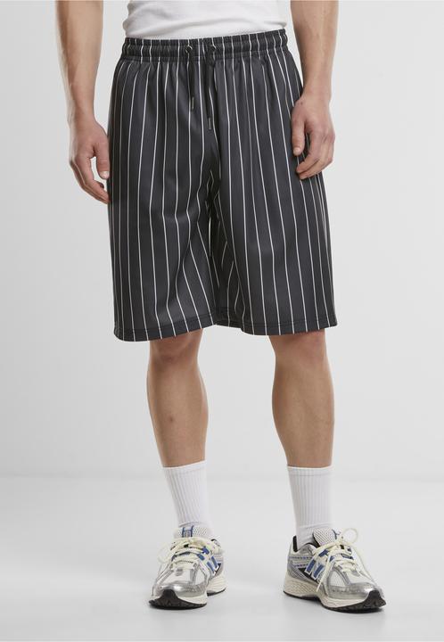 Image du produit Urban Classics Pinstripe Trackshorts - 183847 (M)