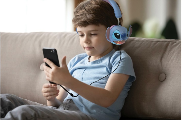Image du produit Disney Lexibook - Stitch - Casque pliable filaire (HP015D)