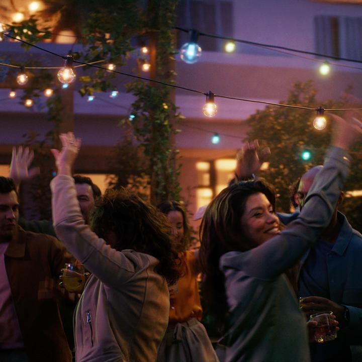 Productafbeelding Philips Hue LED-Lichterkette Festavia Globe Outdoor Erweiterung 14 (14 m)