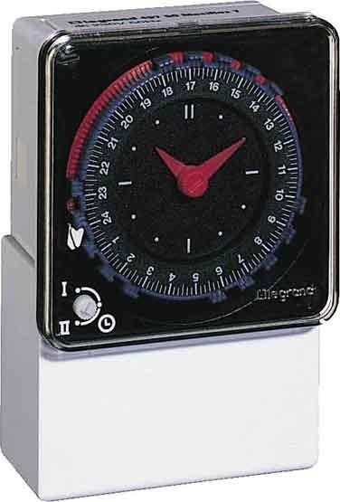 Legrand LEG 049752 Analogue weekly time switch 230V