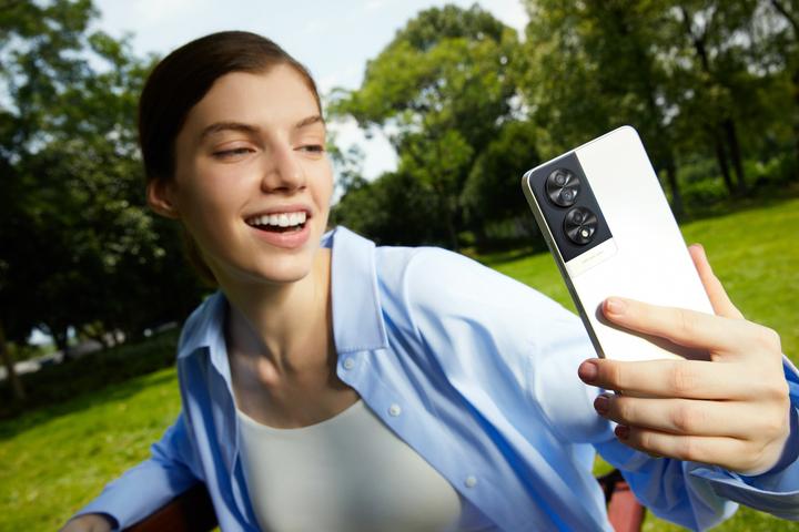 Produktbild TCL 40 NxtPaper (256 GB, Midnight Blue, 6.78", Dual SIM, 4G)