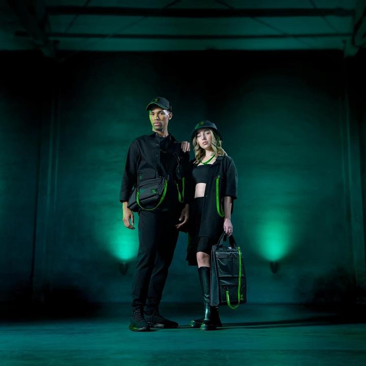 Actual product image Razer Bag Xanthus Crossbody