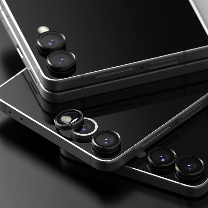 Actual product image Ringke Kamerarahmenschutz 2er-Pack für Samsung Galaxy Z Flip 7 - Schwarz (2 pcs., Samsung Galaxy Z Flip7)