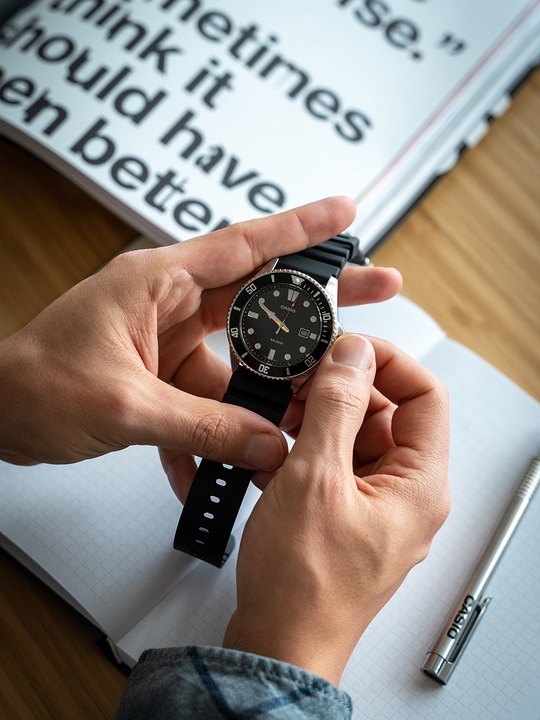 Immagine prodotto Casio Collezione (Orologio con pietra preziosa, 44 mm)