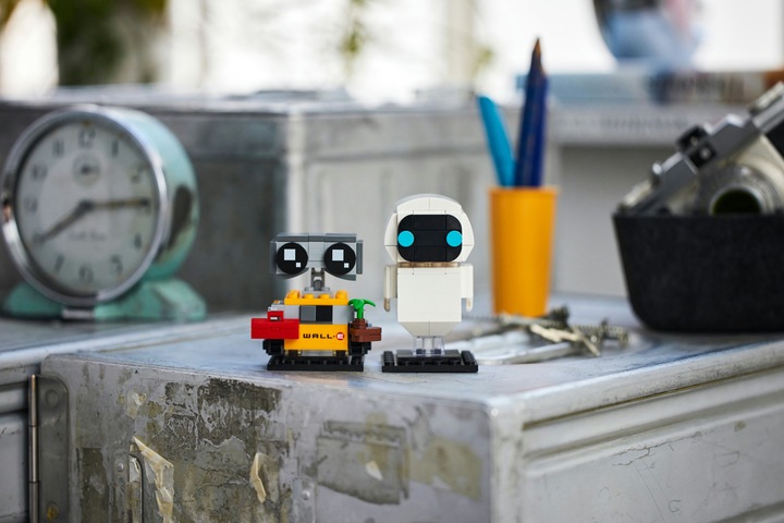 Actual product image LEGO 40619 EVE and WALL-E (40619, LEGO Brickheadz)