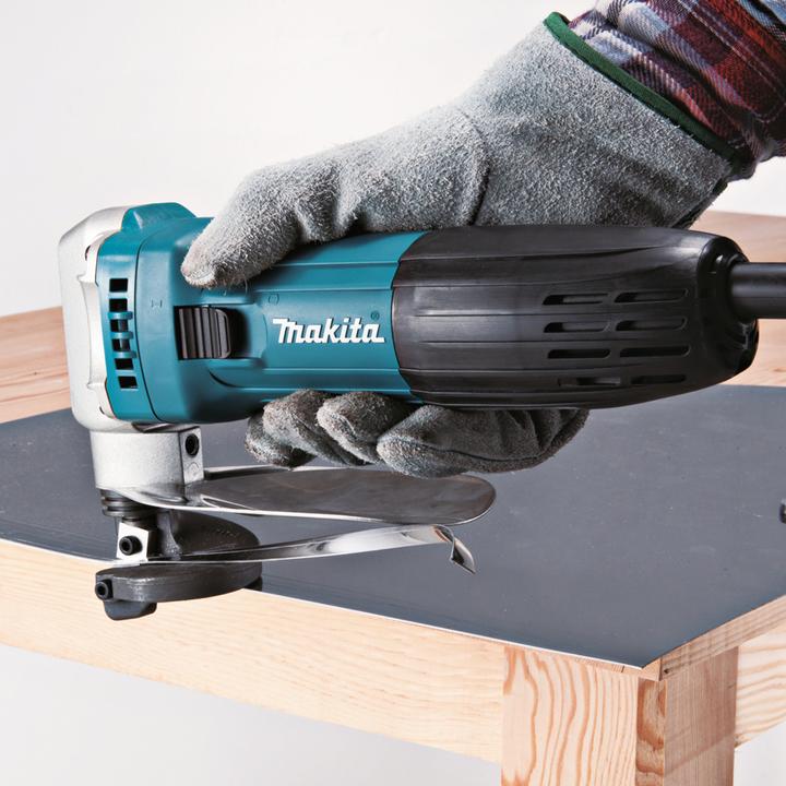 Actual product image Makita JS1602 Plate shears