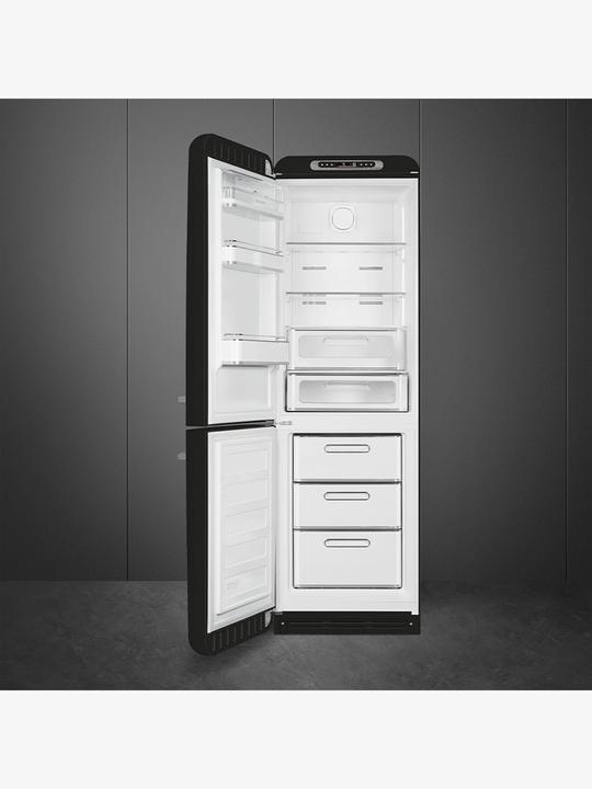 Actual product image Smeg Retro Style FAB32LBL5 (331 l)