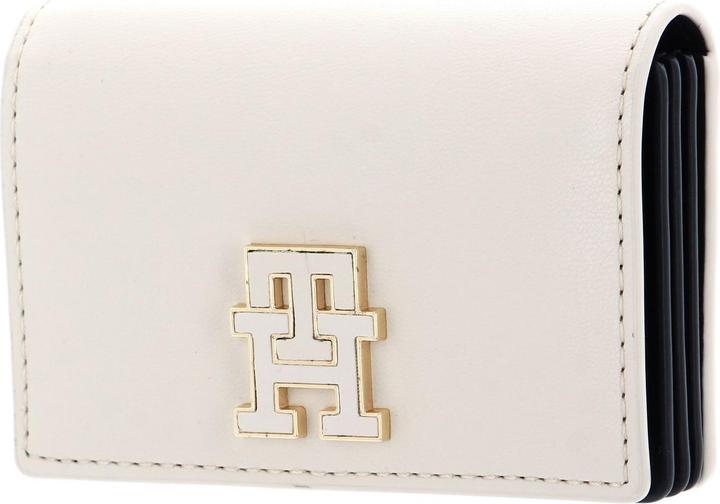Actual product image Tommy Hilfiger Monogram wallet - cream white