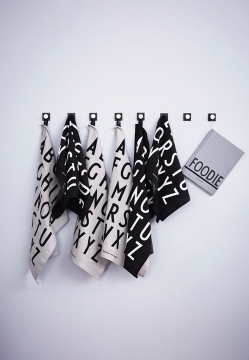Produktbild Design Letters ABC Geschirrtuch-Set (2er-Set) - Schwarz