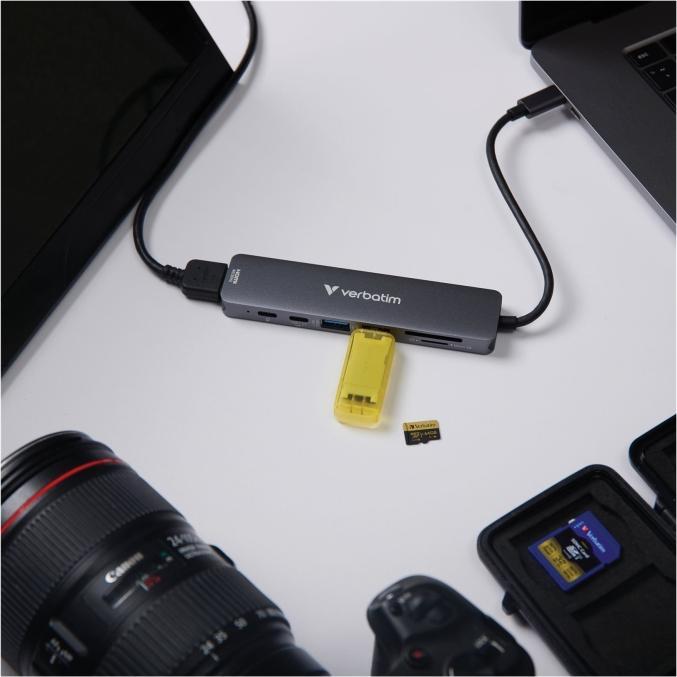 Produktbild Verbatim Essentials Multiport (USB-C, 7 Ports)