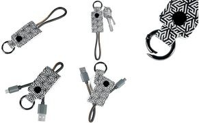 Produktbild LogiLink USB Kabel mit Schlüsselanhänger, 0,22 m Anschluss 1: USB 2.0 (Typ-A) Stecker, Anschluss 2: Micro (0.22 m, USB 2.0)