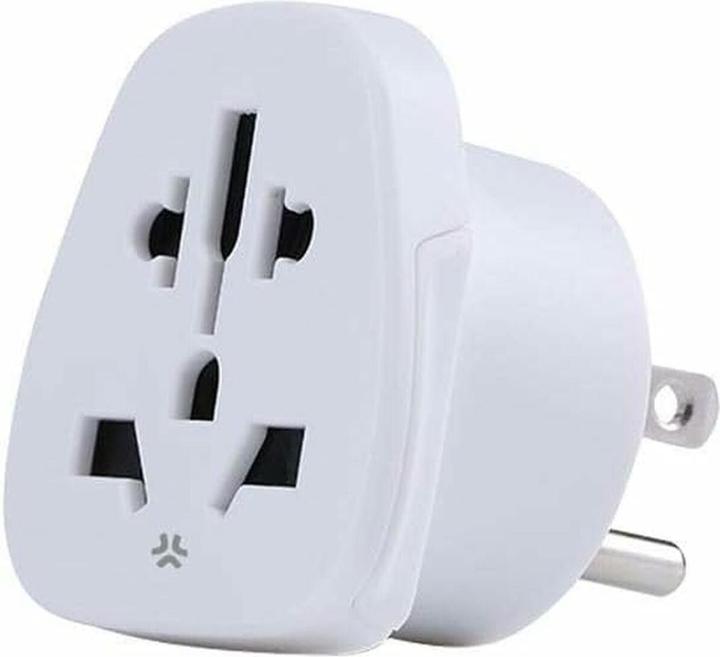 Celly - TRAVELADAPTERUS - Universal Travel Adapter with US Plug