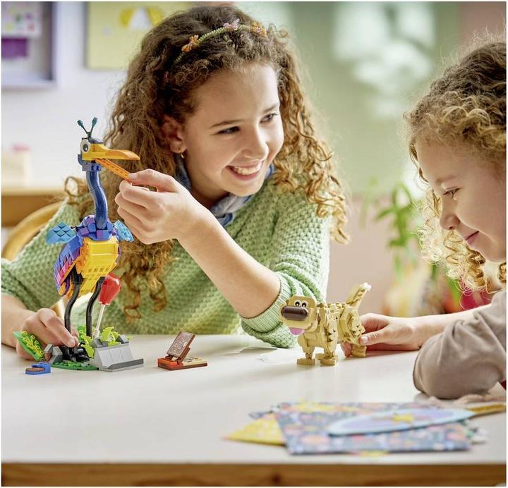 Actual product image LEGO Pixar Kevin and Dug (43290, LEGO Disney)