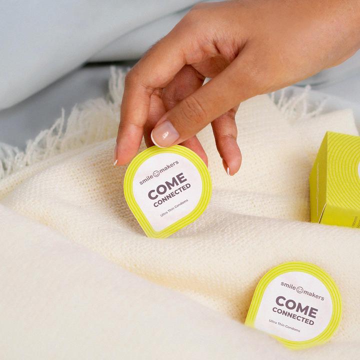 Produktbild Smile Makers Come Connected Condoms (10 Stk.)