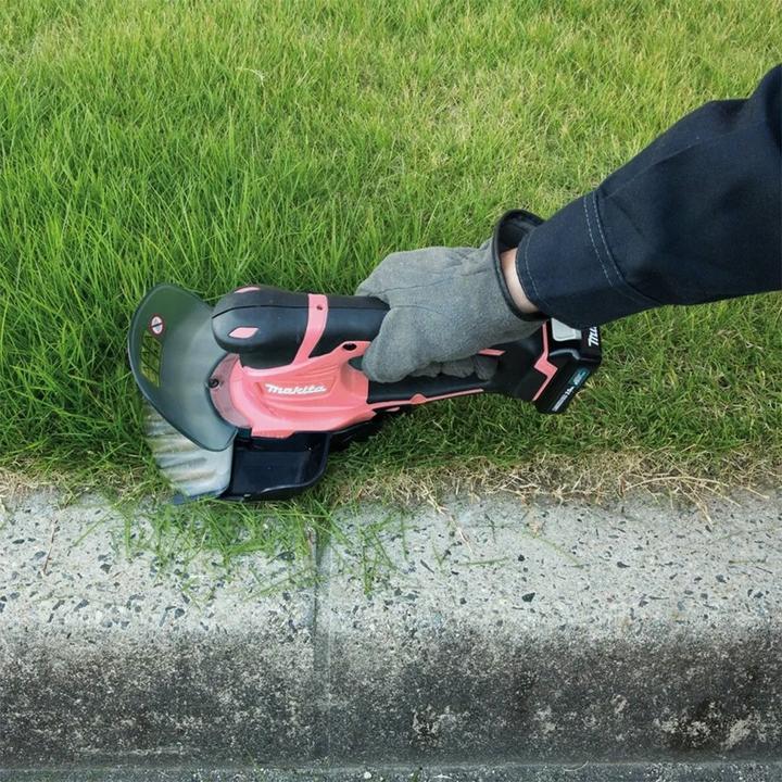 Actual product image Makita NOŻYCE DO TRAWY I ŻYW.12V UM600DSAP 1x2,0Ah RÓŻOWE (Rechargeable battery operated)