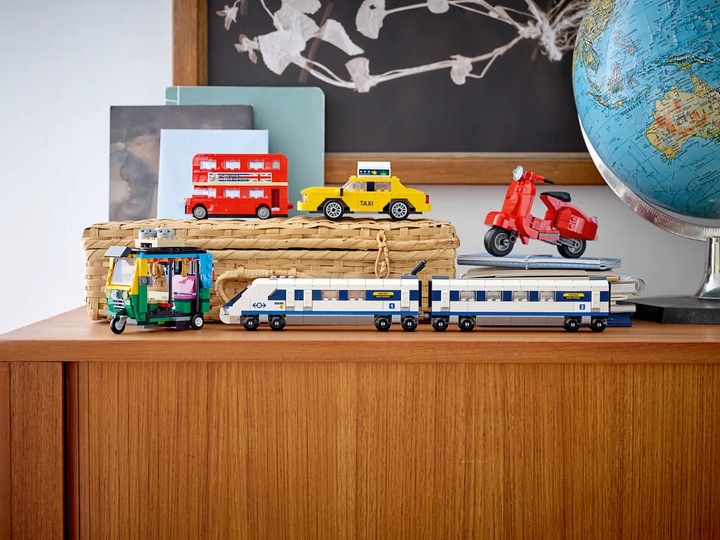 Image du produit LEGO Creator - Train à grande vitesse (40518, LEGO Creator 3-in-1)