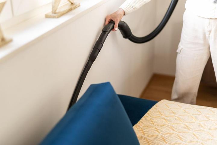 Actual product image Gorenje Hoover 170W 79dB sw 7,8kg 3,3l bagless