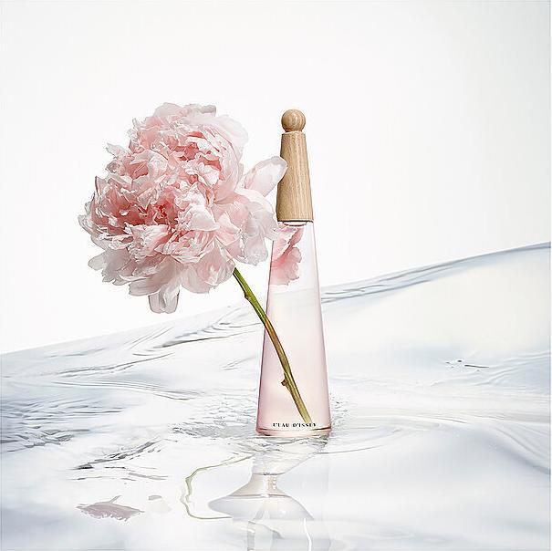 Immagine prodotto Issey Miyake L'Eau d'Issey Pivoine Eau de Toilette Intense 100ml (Eau de toilette, 100 ml)