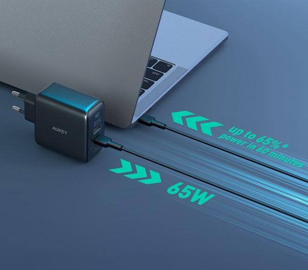 Produktbild Aukey OmniaMix II (65 W, 3 Ports)