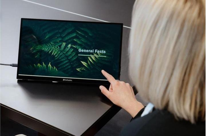 Actual product image Verbatim PMT-15 Portable Touchscreen Monitor 15.6" Full HD 1080p Metal Housing (1920 x 1080 pixels, 15.60")