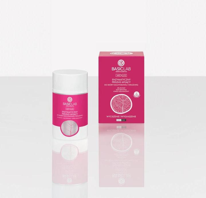 Immagine prodotto BasicLab Detergente enzimatico lenitivo e levigante per pelle capillare e sensibile (Scrub detergente, 35 g)